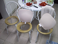 gebt studenten weniger drogen!